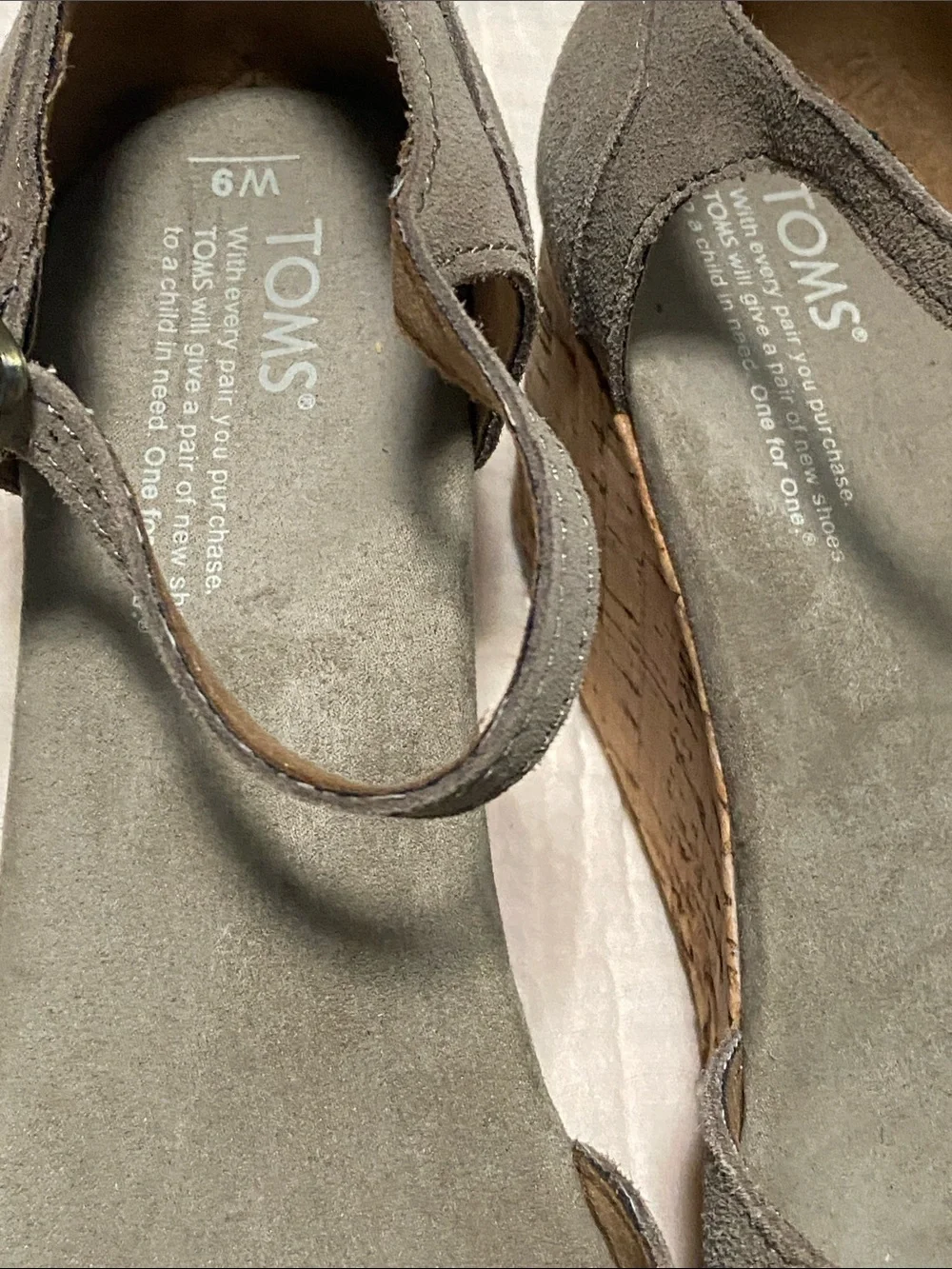 Toms Gray Suede Cork Wedge Sandals with Ankle Strap! Size 6M